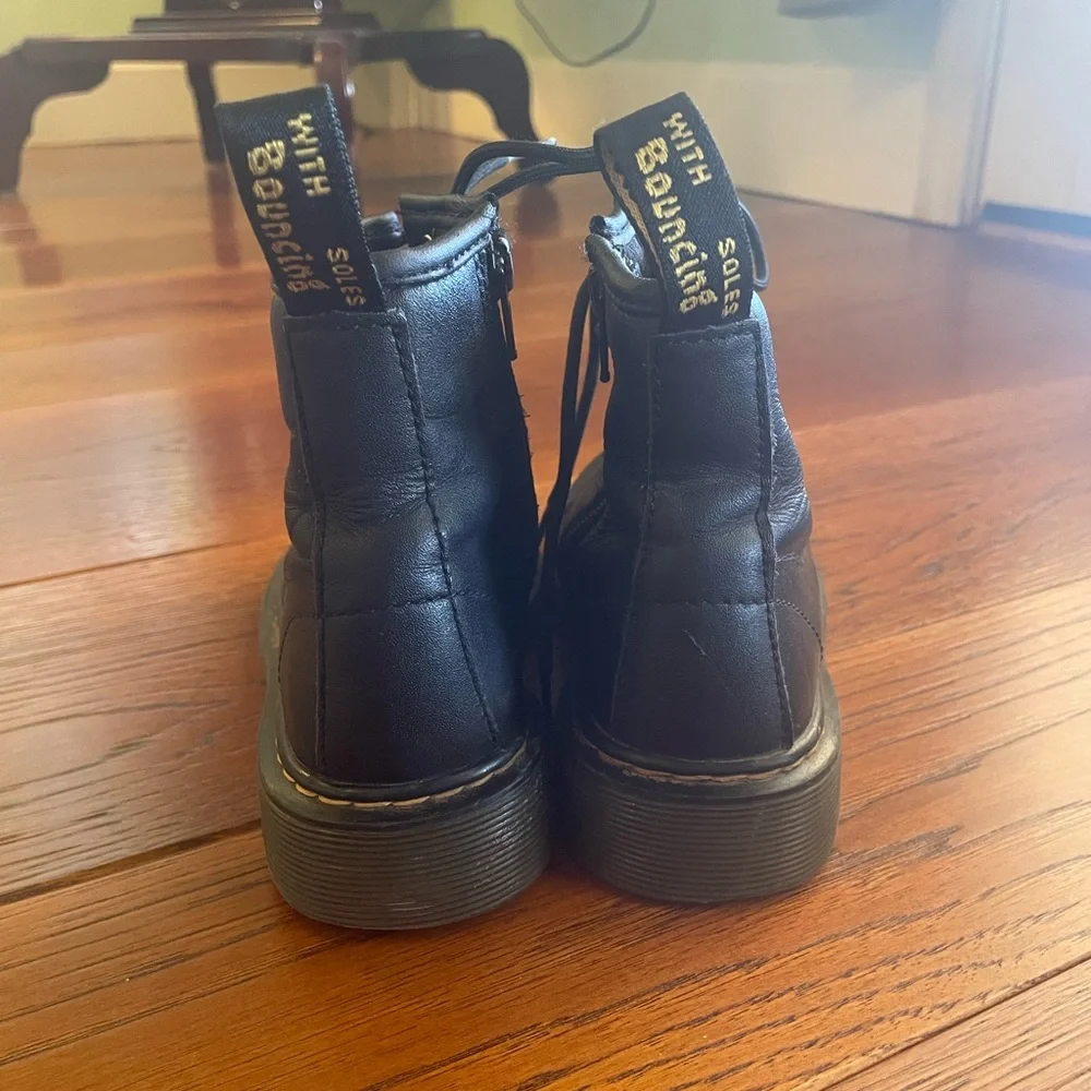 Dr. Martens 1460 J Kids Boots